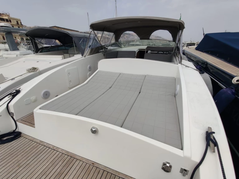Alquiler Lancha en Nápoles - Tornado Tornado 45