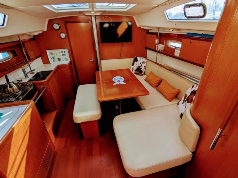 Alquiler Puerto Altea - Bénéteau Oceanis 40 en SamBoat