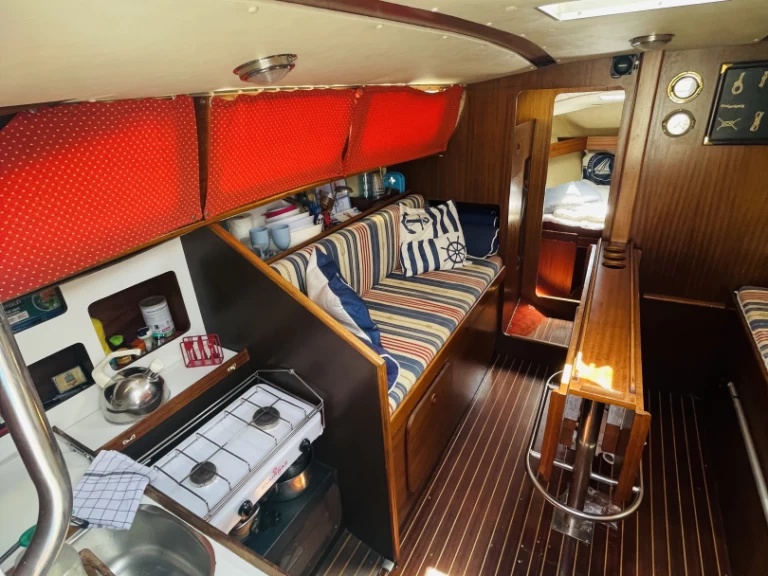 Alquiler Velero Gibert Marine con o sin  título de navegación