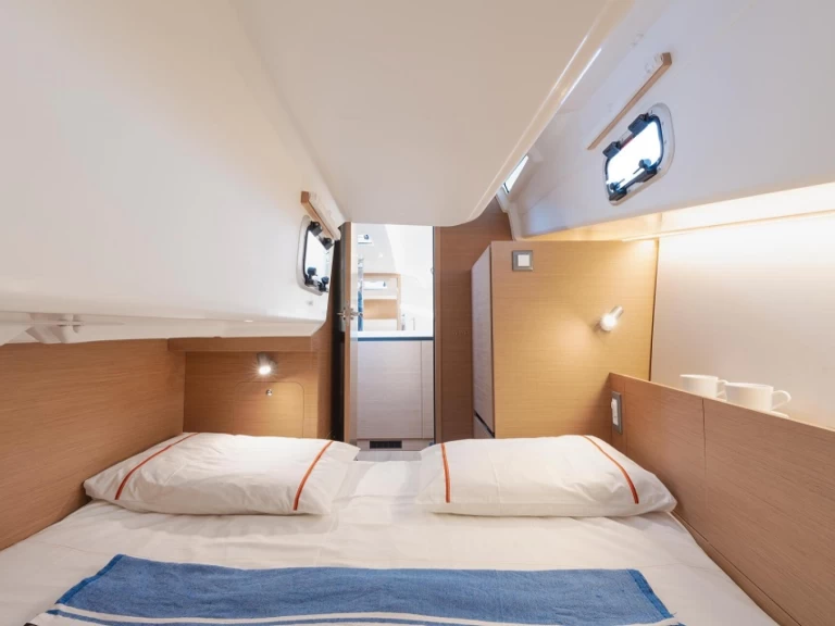 Alquiler de Jeanneau Sun Odyssey 350 en Hyères