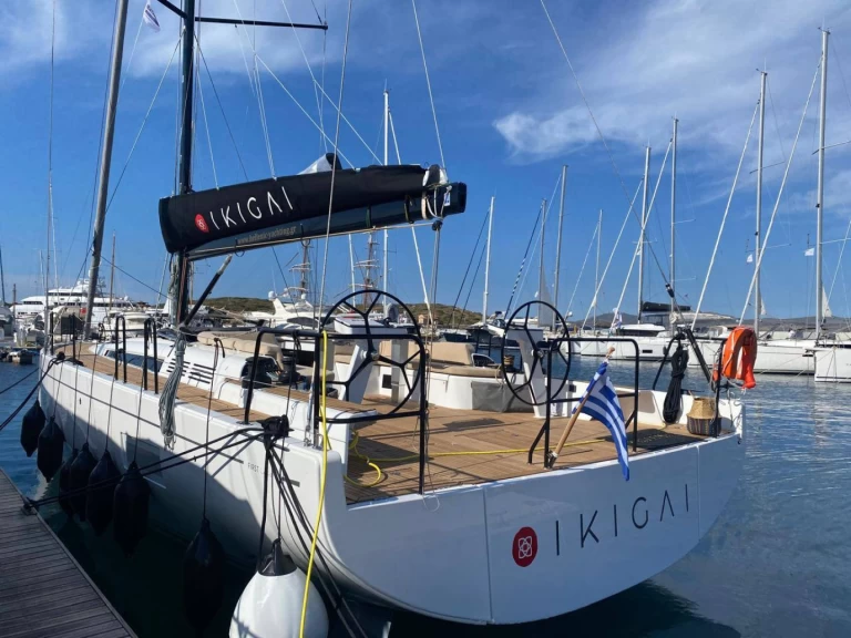 Alquiler de Bénéteau First 53 en Lávrio