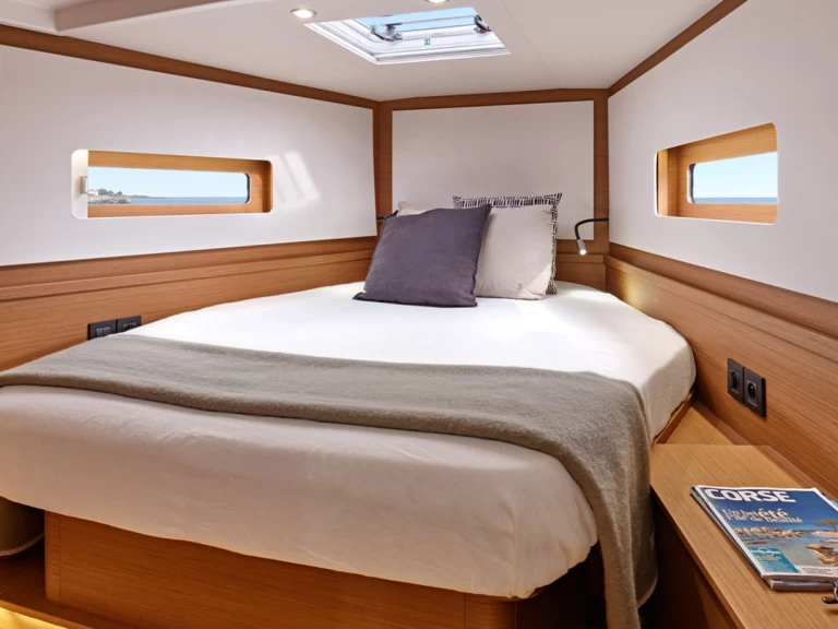 Alquiler de Bénéteau First 44 en Lávrio