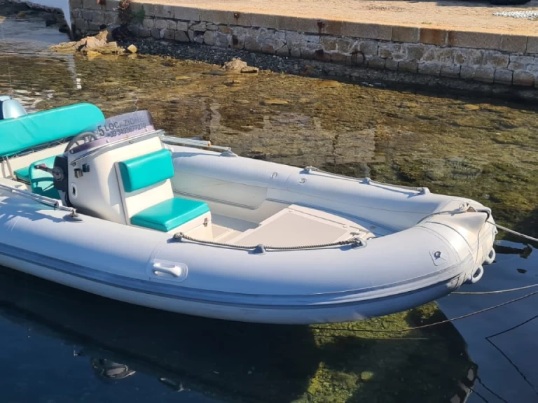 Alquiler de MV Marine 520 Comfort en Stintino