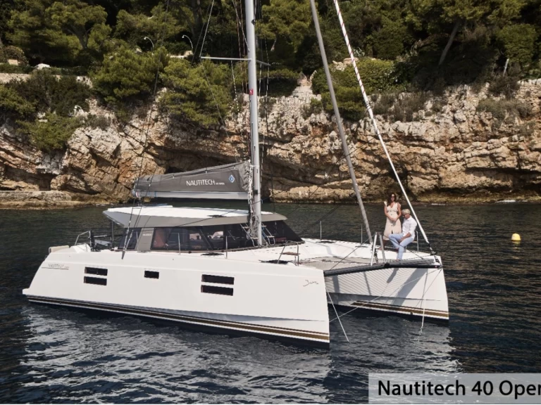 Catamarán para alquilar Cannes al mejor precio