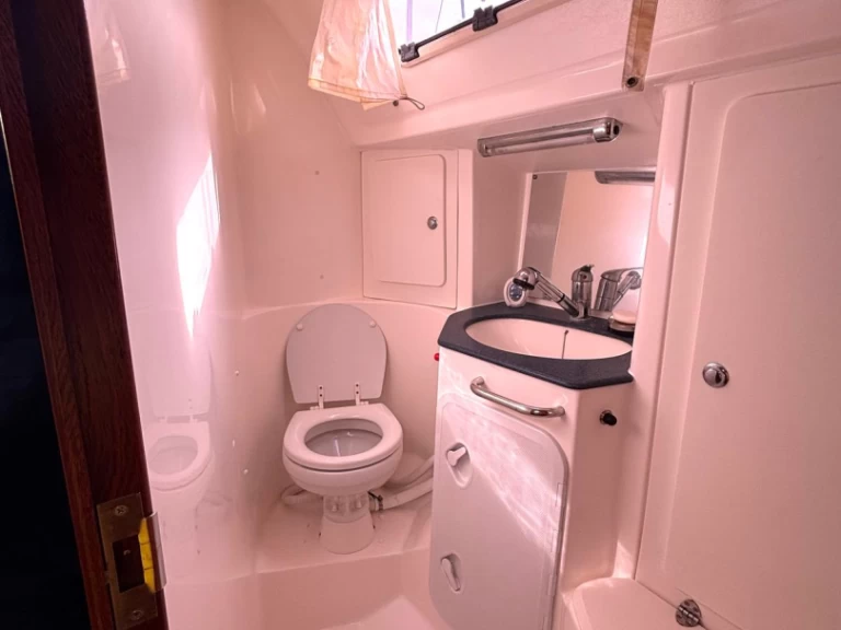 Alquiler de embarcaciones Bavaria Bavaria 38 enSanremo en Samboat