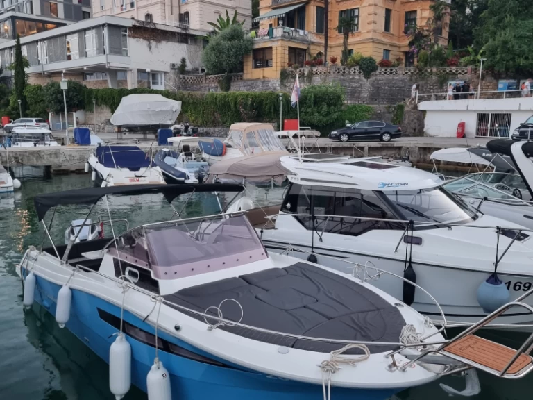 Alquiler Lancha Atlantic con o sin  título de navegación