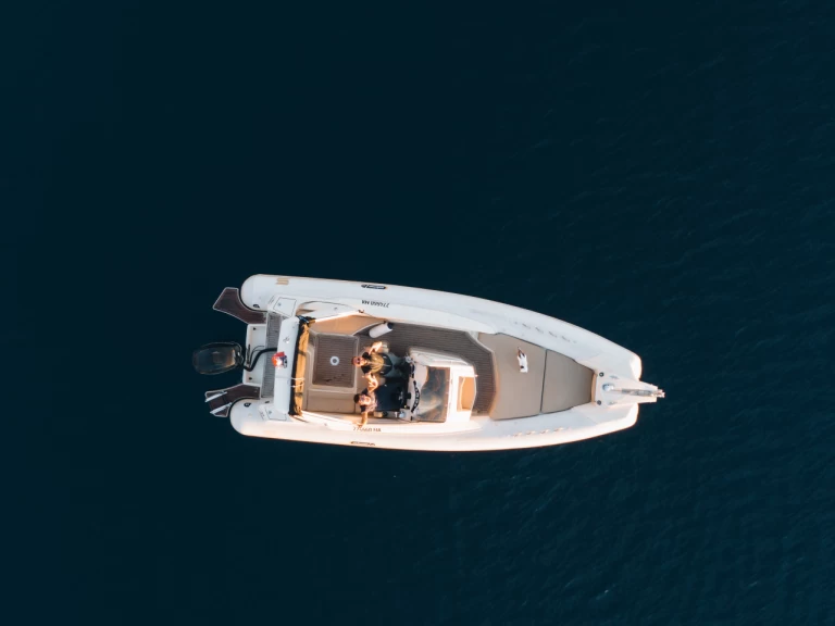 Alquiler de Lancha, con o sin patrón Solemar Makarska