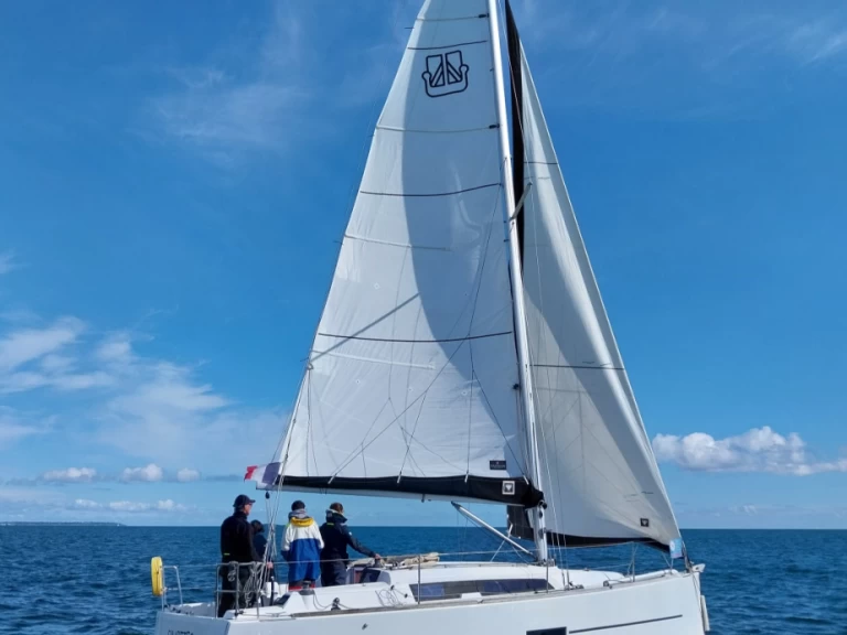 Alquiler de Velero, con o sin patrón Dufour La Trinité-sur-Mer
