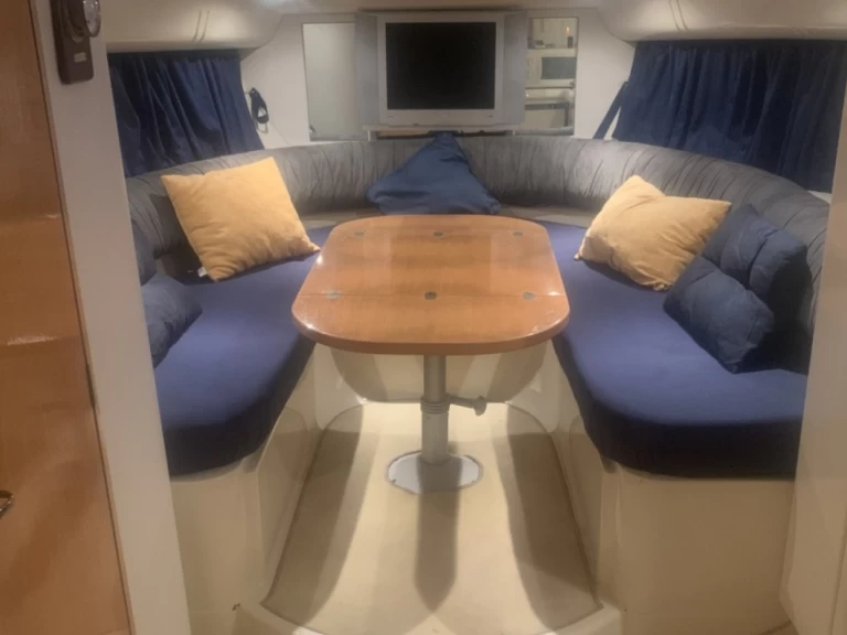 Alquiler de Lancha, con o sin patrón Fairline Portonovo