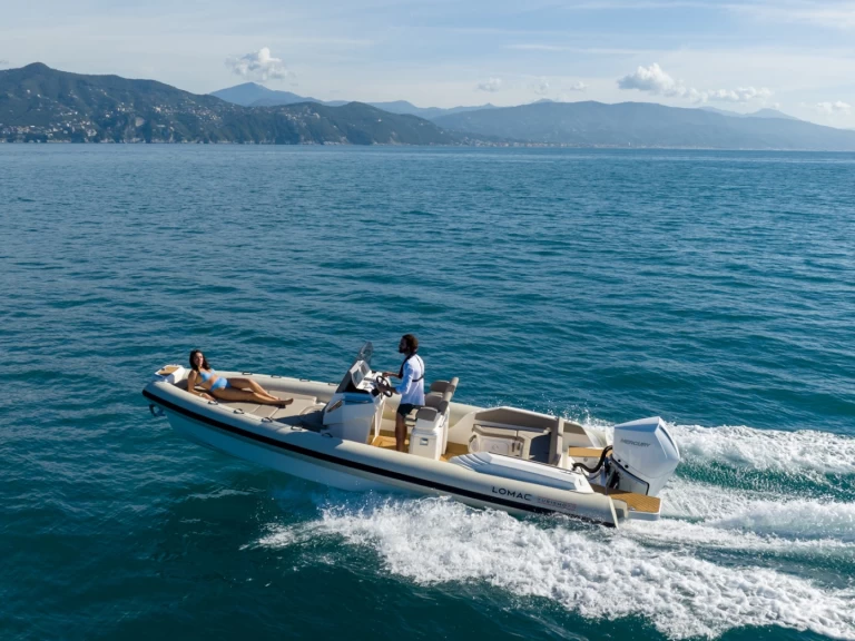 Alquiler de embarcaciones Lomac Lomac Turismo 7.0 enPorto di Reggio Calabria en Samboat