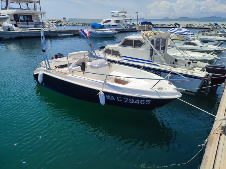 Alquiler de embarcaciones Marinello Fisherman 16 enSaint-Raphaël en Samboat