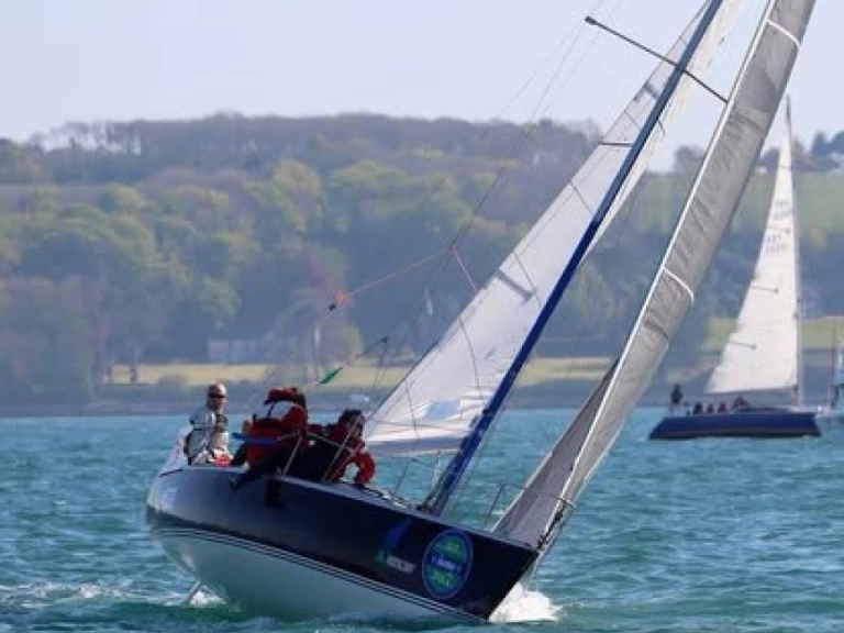 Alquiler de Bénéteau First Classe 8 en La Rochelle