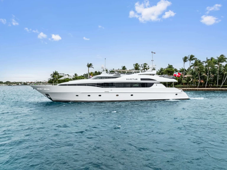 Palmer Johnson INVICTUS de alquiler a Newport