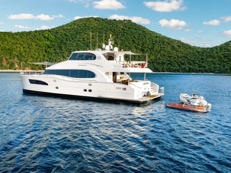 Alquiler de embarcaciones Horizon SEAGLASS 74 enNassau en Samboat