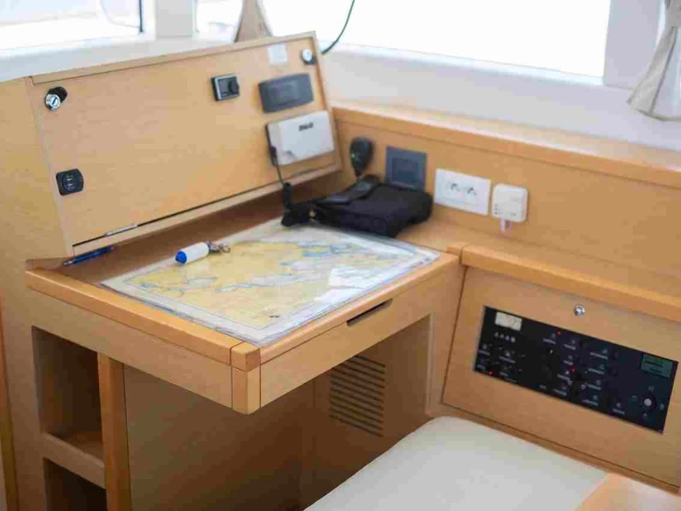 Alquiler Punat - Lagoon Lagoon 39 en SamBoat