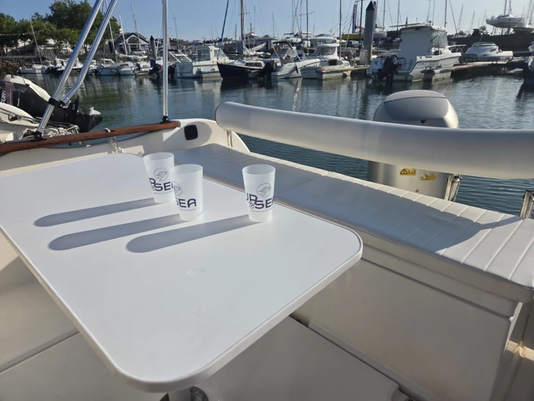 Alquiler Lancha Ocqueteau con o sin  título de navegación