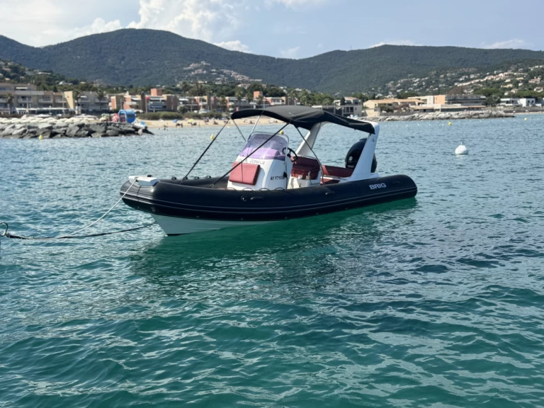 Alquiler de Brig Eagle 650 en Cavalaire-sur-Mer