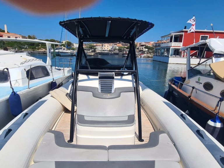 Alquiler Neumática en Stintino - Bwa BWA 30 PREMIUM