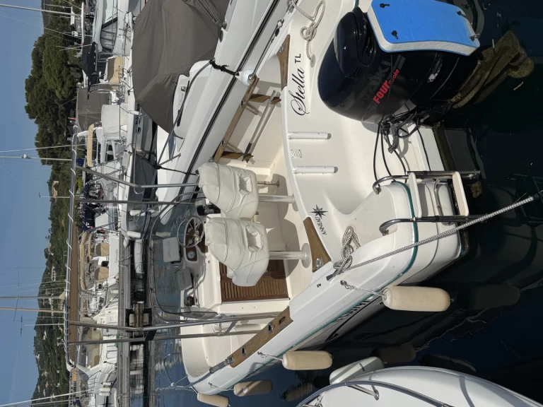 Alquiler Lancha Jeanneau con o sin  título de navegación