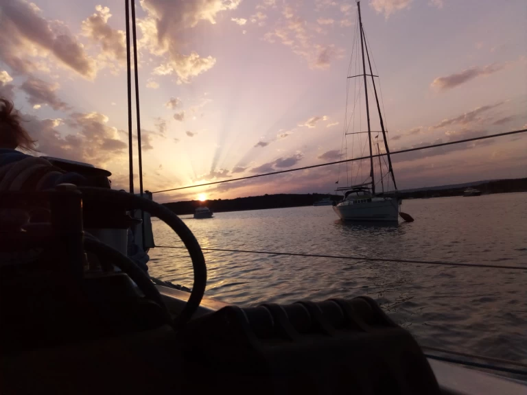 Elan Elan 410 Performance de alquiler a Marina Baotić