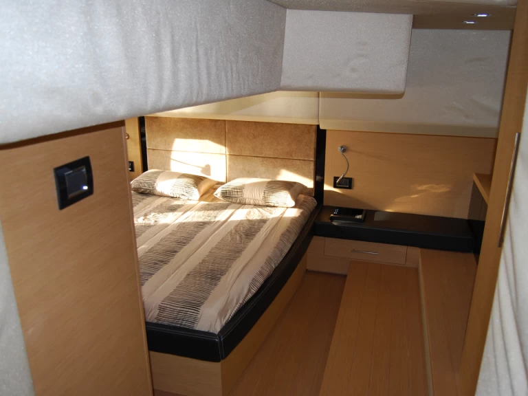 Alquiler de Lancha, con o sin patrón Sessa Marine Sitges