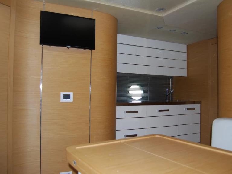 Alquiler Lancha Sessa Marine con o sin  título de navegación