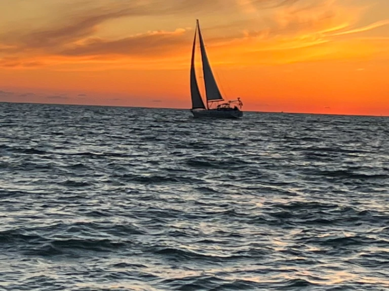 Alquiler Velero Bénéteau con o sin  título de navegación