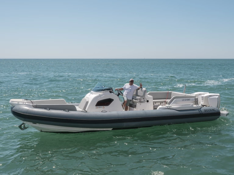 Alquiler de embarcaciones Zodiac Medline 9 enLes Sables-d'Olonne en Samboat