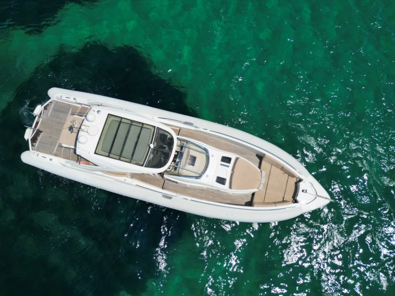 Yate de lujo para alquilar Porto-Vecchio al mejor precio