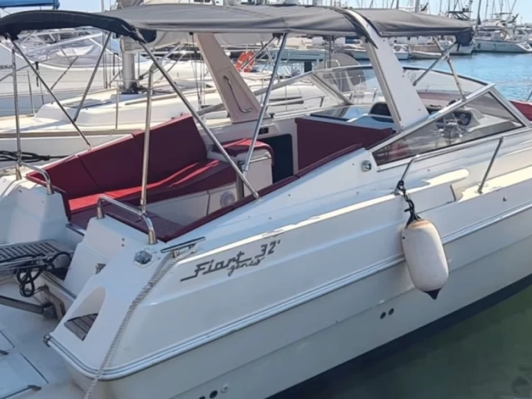 Alquiler de embarcaciones Fiart Fiart 32 Genius enPonza en Samboat