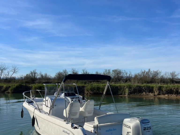 Sessa Marine Key Largo 23 de alquiler a Sainte-Maxime
