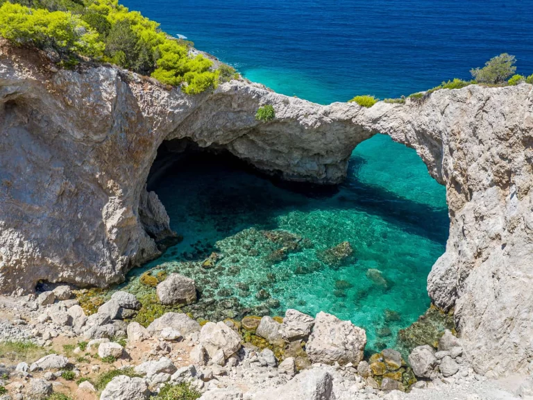 Alquiler de embarcaciones Traditional Mediterenean Cruiser enPórto Chéli en Samboat