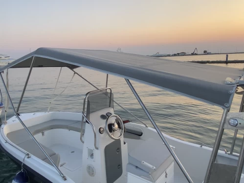 Alquiler Lancha Igma con o sin  título de navegación