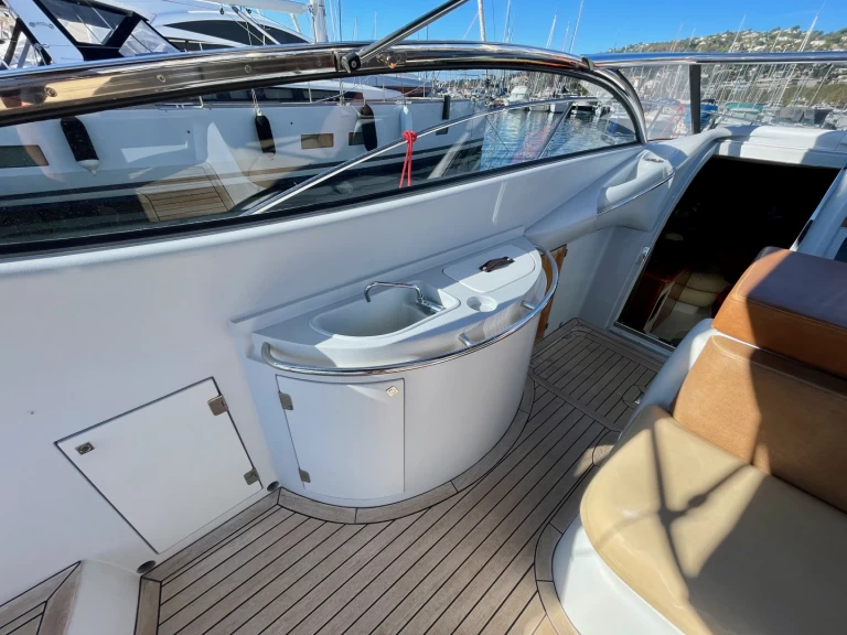Sunseeker Superhawk 48 de alquiler a Golfe-Juan