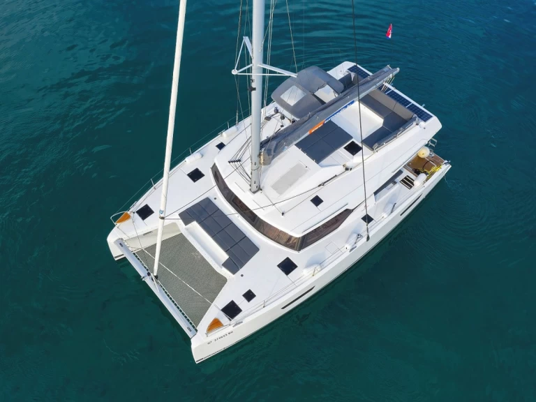 Alquiler de Catamarán, con o sin patrón Fountaine Pajot Seget Donji