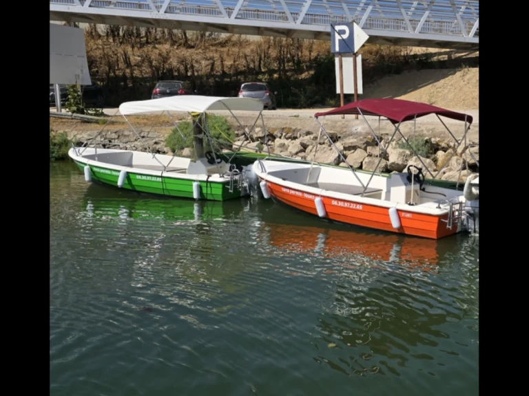 Alquiler de embarcaciones NAVALPLASTICA lancia 450 enCarnon-Plage en Samboat