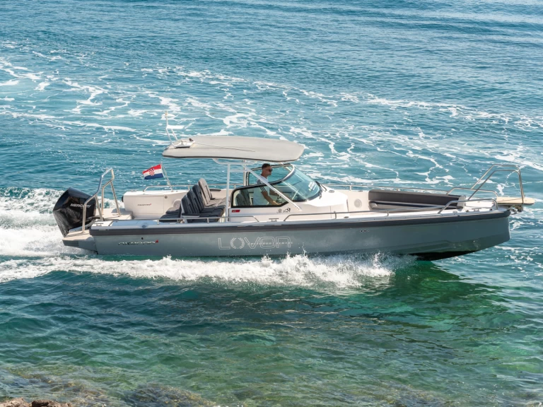 Alquiler Lancha Axopar con o sin  título de navegación