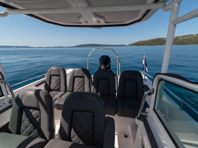 Alquiler de Axopar Axopar 28 T-Top en Split