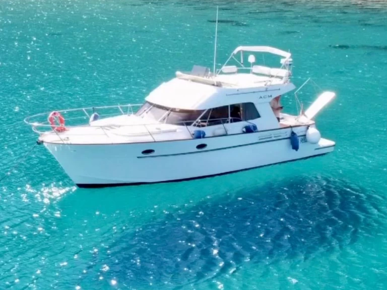 Alquiler Lancha ACM con o sin  título de navegación