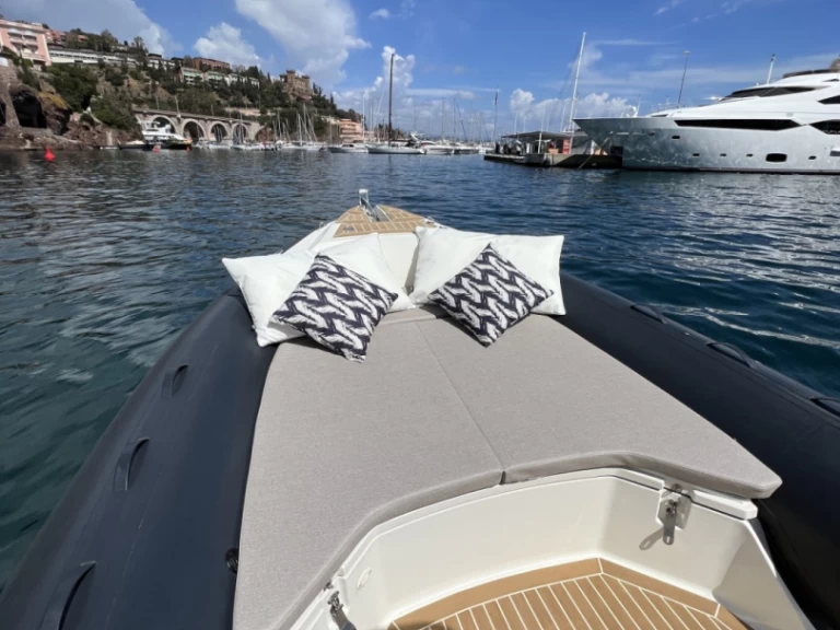 Neumática para alquilar Golfe-Juan al mejor precio