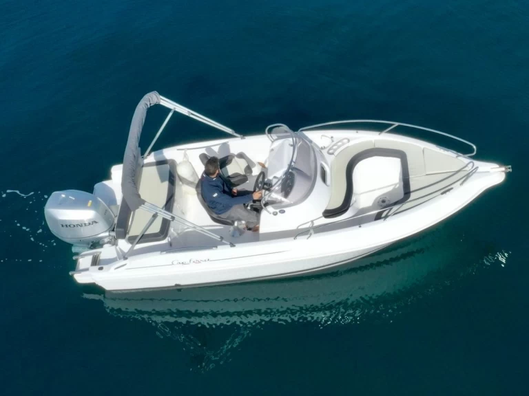 Lancha para alquilar Ajaccio al mejor precio