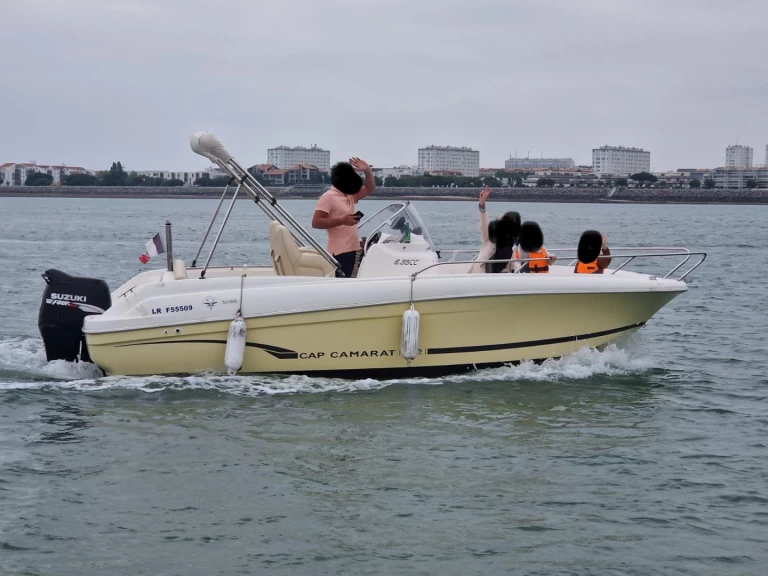 Alquiler de embarcaciones Jeanneau Cap Camarat 6.35 enLes Minimes en Samboat