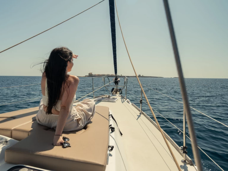 Velero para alquilar Santa Pola al mejor precio