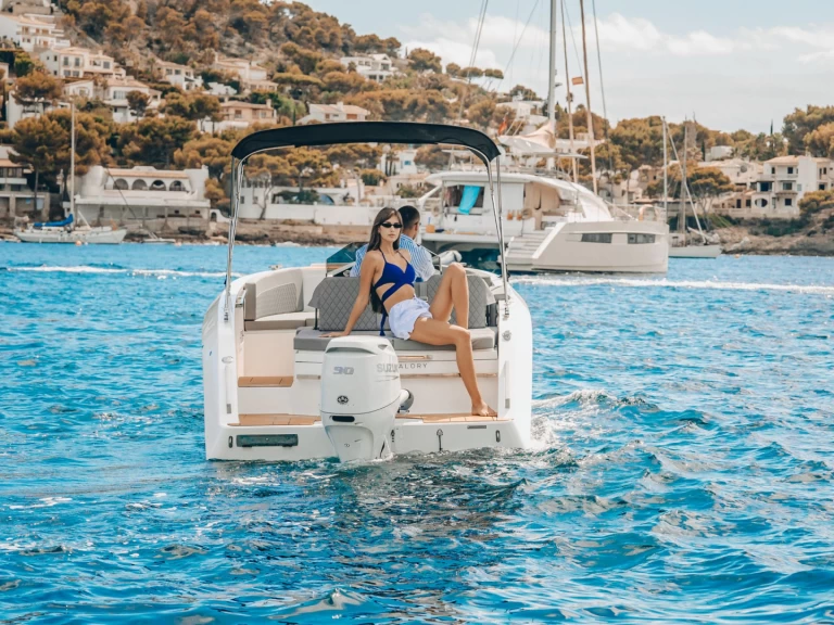 Alquiler de Valory 570 PREMIUM en Port d'Alcudia