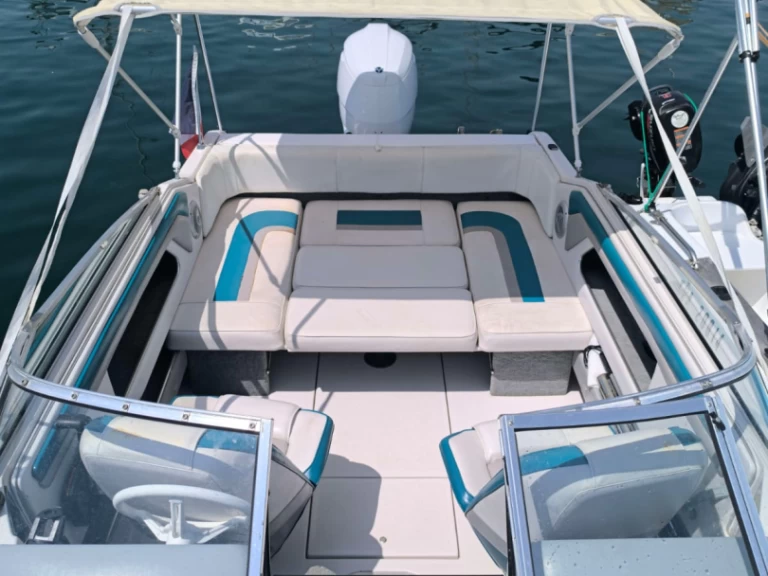 Alquiler de barcos Saint-Raphaël barato de Sundowner 195