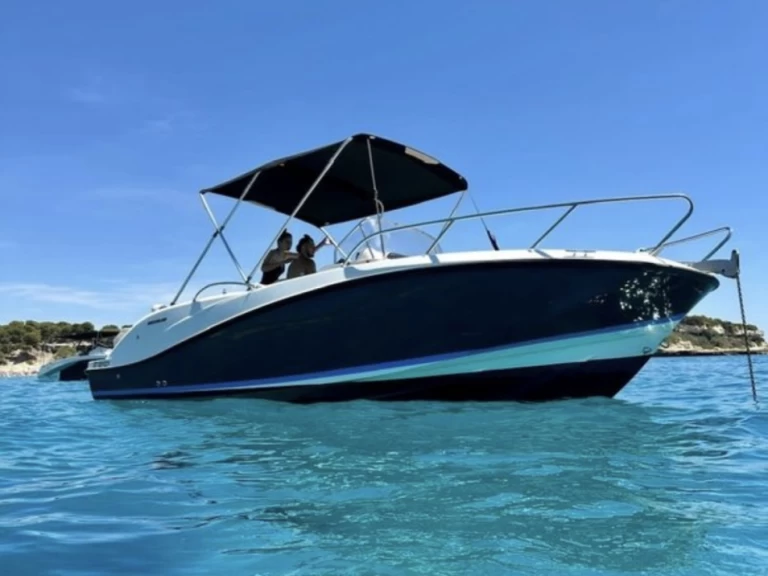 Alquiler de Neumática, con o sin patrón Zodiac Port Fréjus