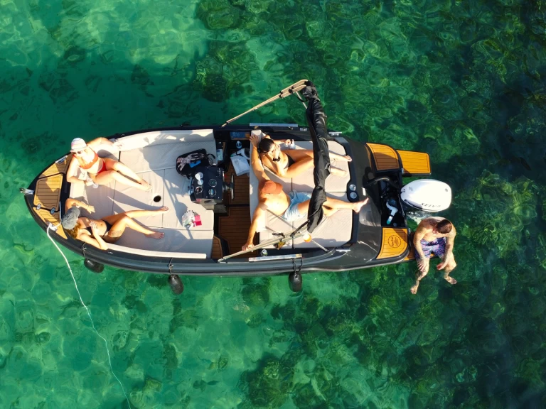 AQUA51 550 de alquiler a Sant Antoni de Portmany