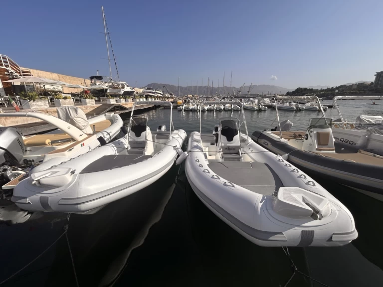 Alquiler Palermo - Altamarea Wave 20 en SamBoat