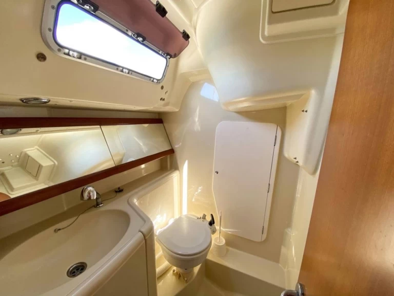 Alquiler de embarcaciones Dufour Dufour 325 enAjaccio en Samboat