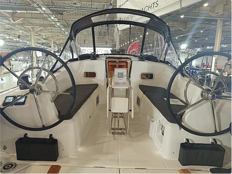 Alquiler de barcos Lávrio barato de Sun Odyssey 350